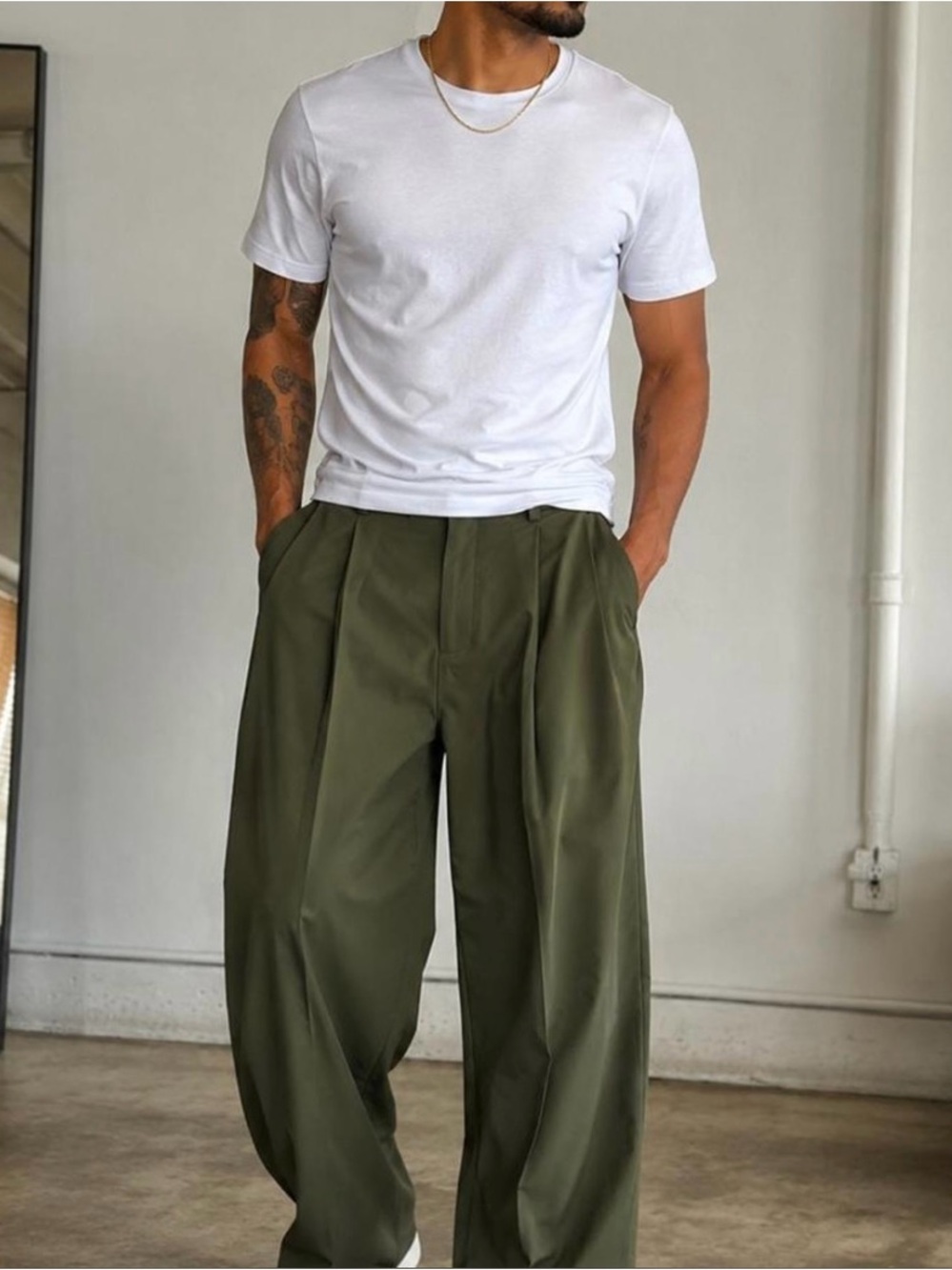 Nike 24.7 PefectStretch Dri-Fit Pleated Wide-Leg Trousers